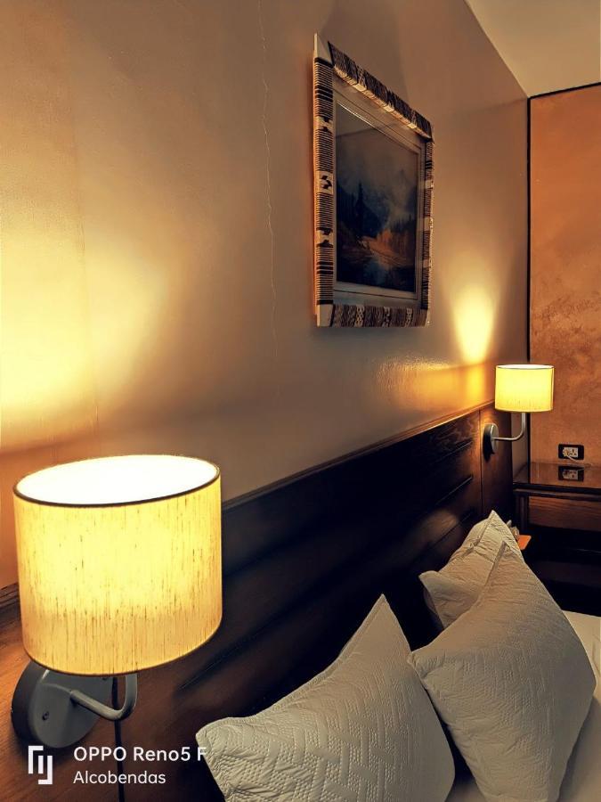 Plaza De Petra Hotel Vádi Músza Kültér fotó