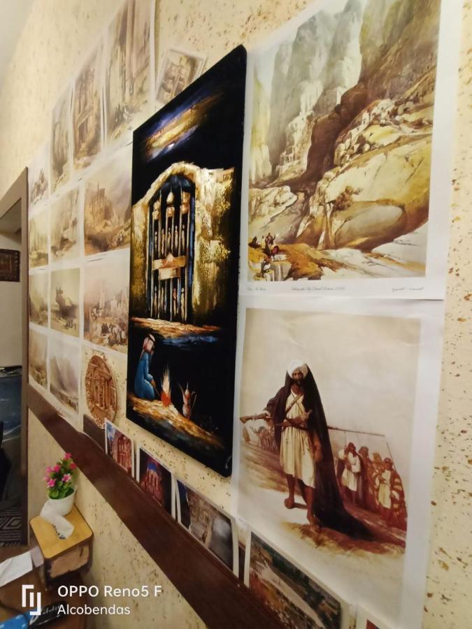 Plaza De Petra Hotel Vádi Músza Kültér fotó