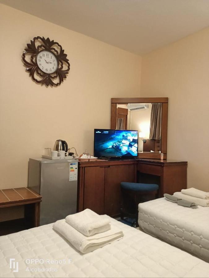 Plaza De Petra Hotel Vádi Músza Kültér fotó