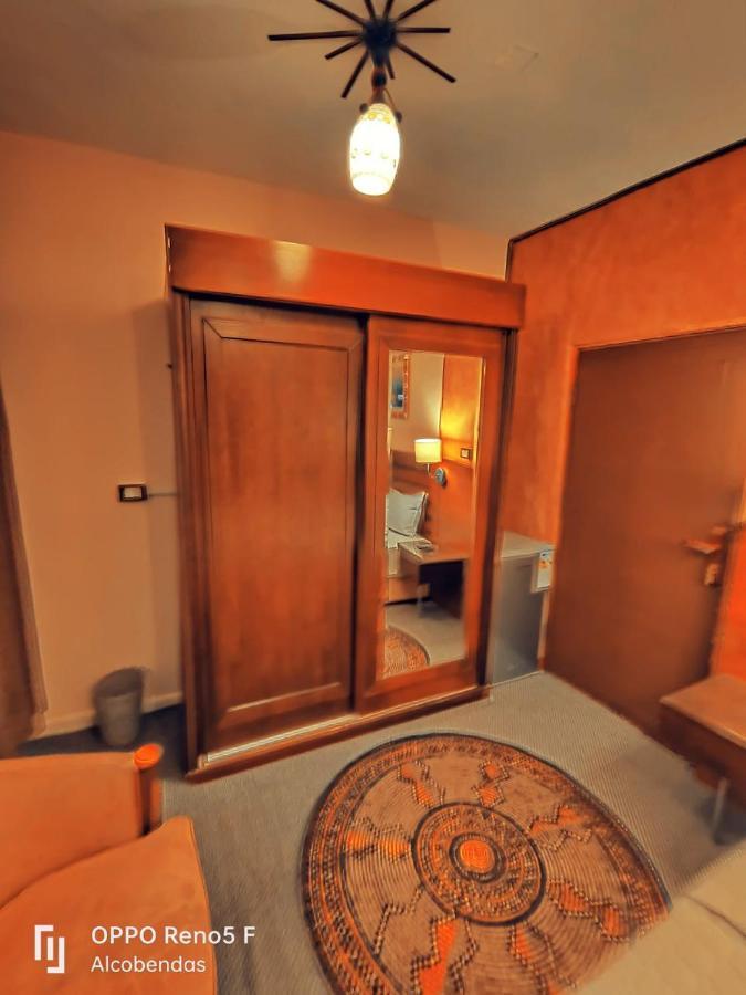 Plaza De Petra Hotel Vádi Músza Kültér fotó